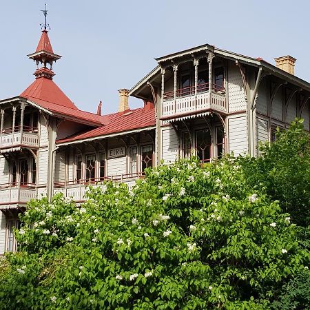 Villa Eira Vandrarhem Hjo Εξωτερικό φωτογραφία